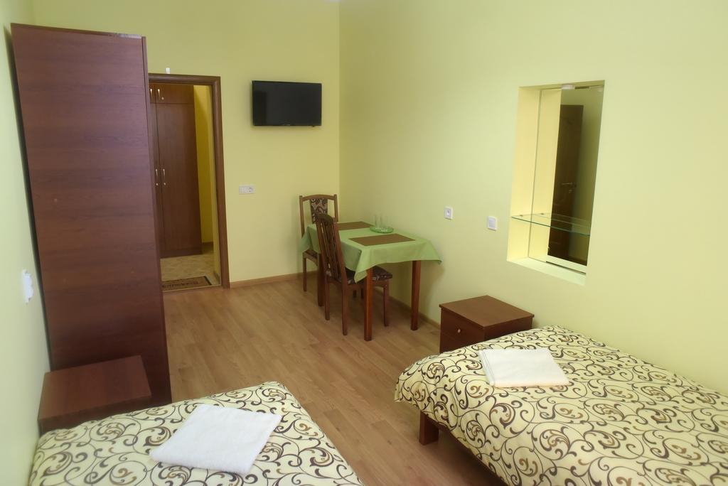 Apartment On Voloshyna إلفيف المظهر الخارجي الصورة