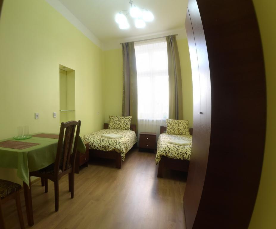 Apartment On Voloshyna إلفيف المظهر الخارجي الصورة