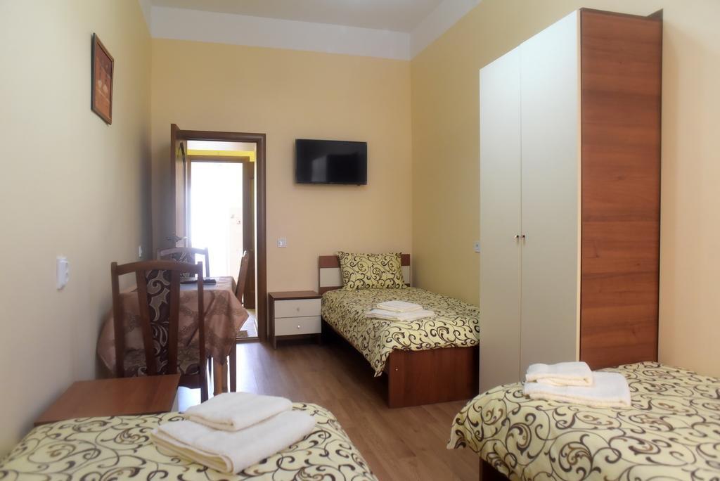 Apartment On Voloshyna إلفيف المظهر الخارجي الصورة